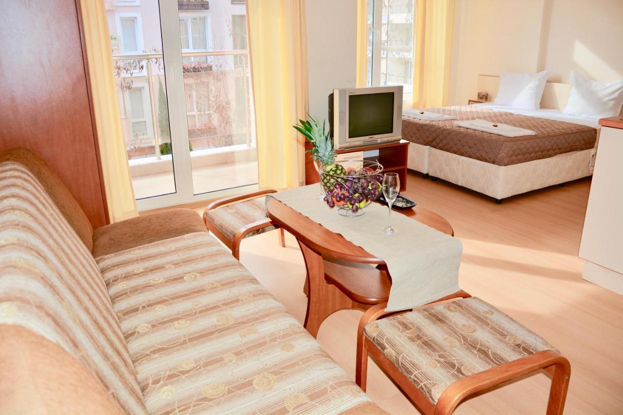 Rainbow 2 Holiday Complex Sluneční pobřeží Exteriér fotografie